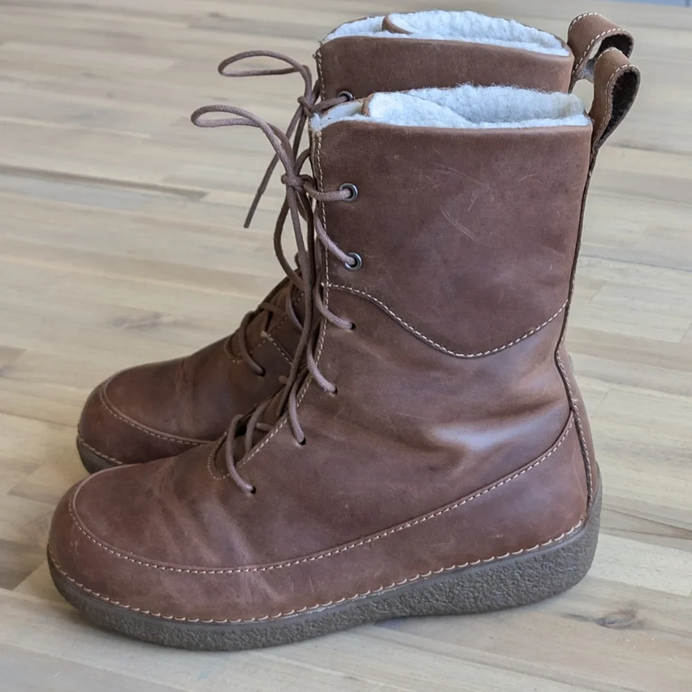 Duluth Trading Company Women's Andina‎ Leather Insulated Boots Size 7